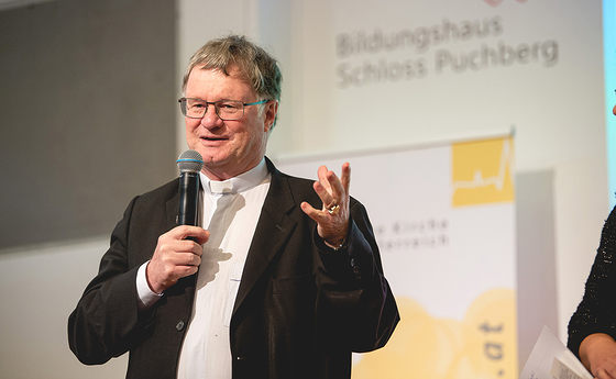 Zukunftsweg: Klare Empfehlung der Delegierten für neues Strukturmodell / © Diözese Linz / Mayr Bischof Manfred Scheuer dankte allen für die bisher geleistete Arbeit zum gesamten Zukunftsweg.