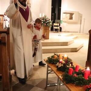 St, Quirinus feiert den Advent