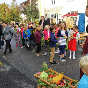 Installationsfeier und Erntedankfest 2014