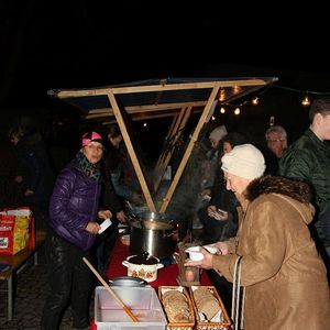 Adventkranzweihe in St. Quirinus