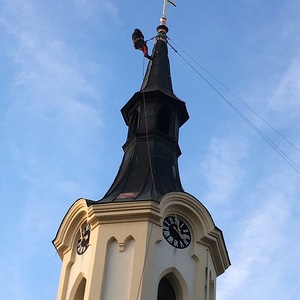 Neues Turmkreuz der Pfarrkirche