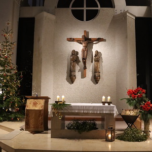 weihnachtliche Kirche St. Quirinus