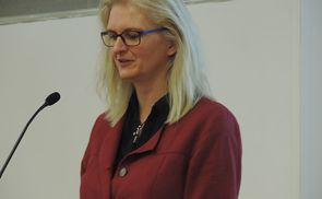          Hauptreferentin Dr.in Elisabeth Birnbaum, neue Direktorin des Österreichischen Katholischen Bibelwerks (ÖKB)  