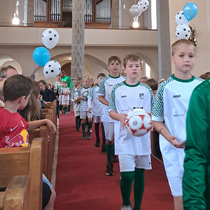 Fußballmannschaft marschierten ein