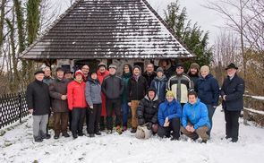 Wanderung auf den Schoberstein: Mittagsgebet bei der Hubertuskapelle