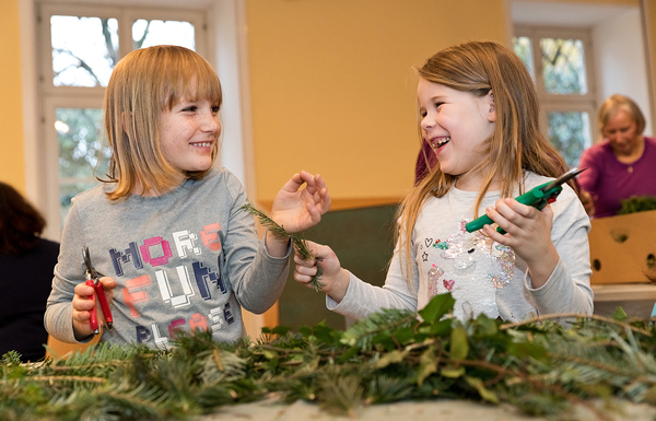 Ein buntes und abwechslungsreiches Programm l?dt speziell Familien zum Verweilen bei Advent am Dom ein