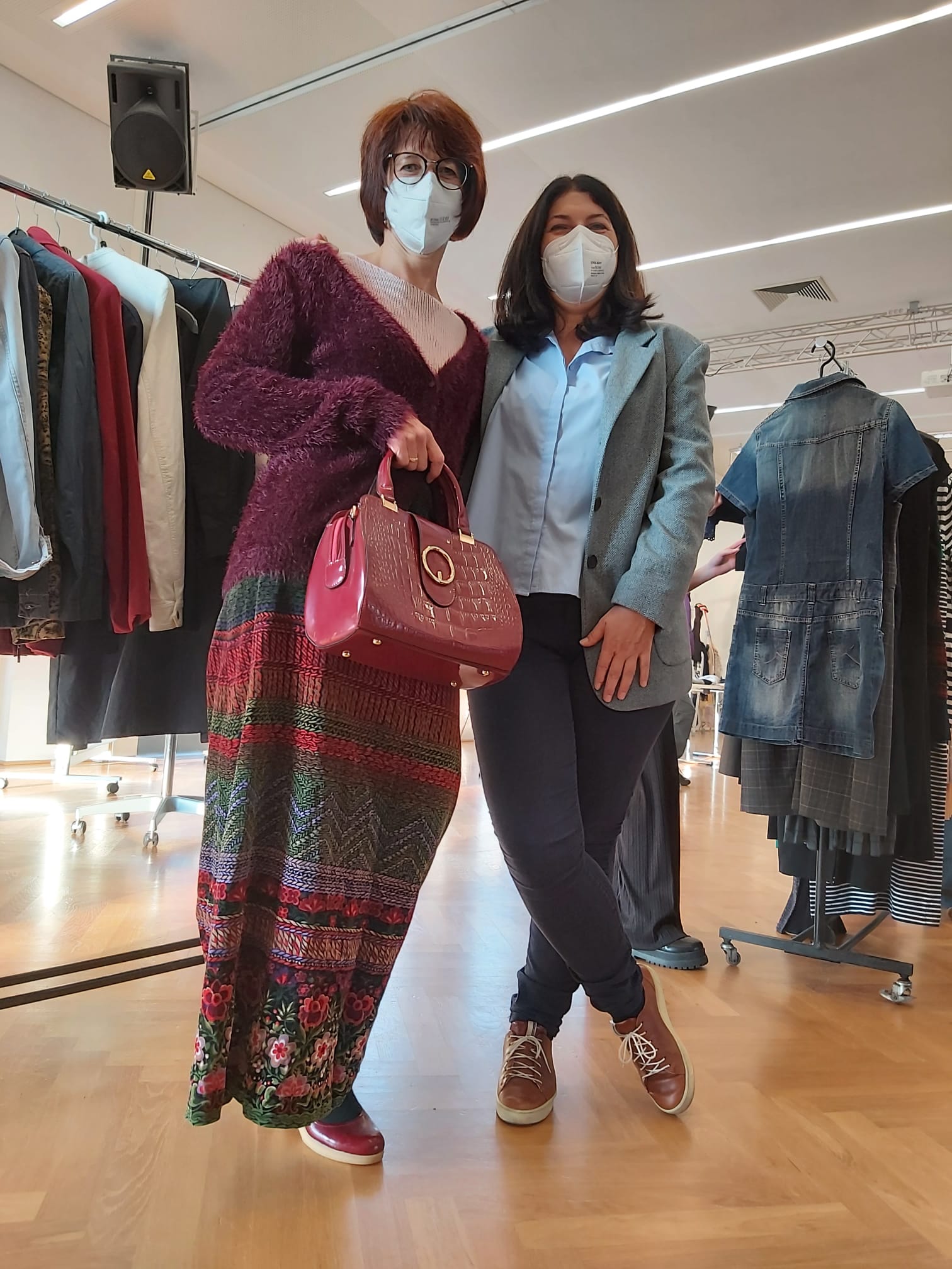 Ottnanger Frauenkleidertauschbörse war wieder ein Erfolg / M. Holzmannhofer - Asamer Ottnanger Frauenkleidertauschbörse war wieder ein Erfolg