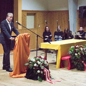 Foto: Dr. Reinhold Mitterlehner bei der Gedenkrede