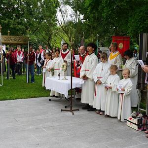 Gemeinsame Prozession von Marcel Callo und St, Quirinus