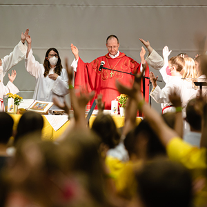 Gottesdienst mit Jugendbischof Turnovszky