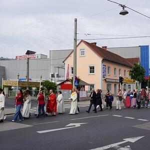 Gemeinsame Prozession von Marcel Callo und St, Quirinus