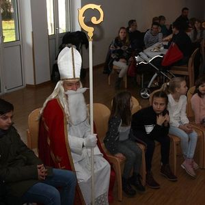 Nikolausbesuch in St. Quirinus