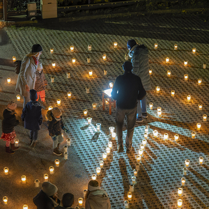 Frieden - Schalom war das Thema der Nacht der 1000 Lichter in der Pfarre Kirchdorf an der Krems. 