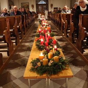 St, Quirinus feiert den Advent