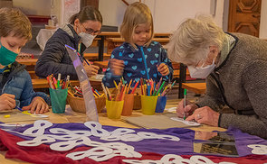 Heilsame Woche: Ritualstationen im Kirchenraum