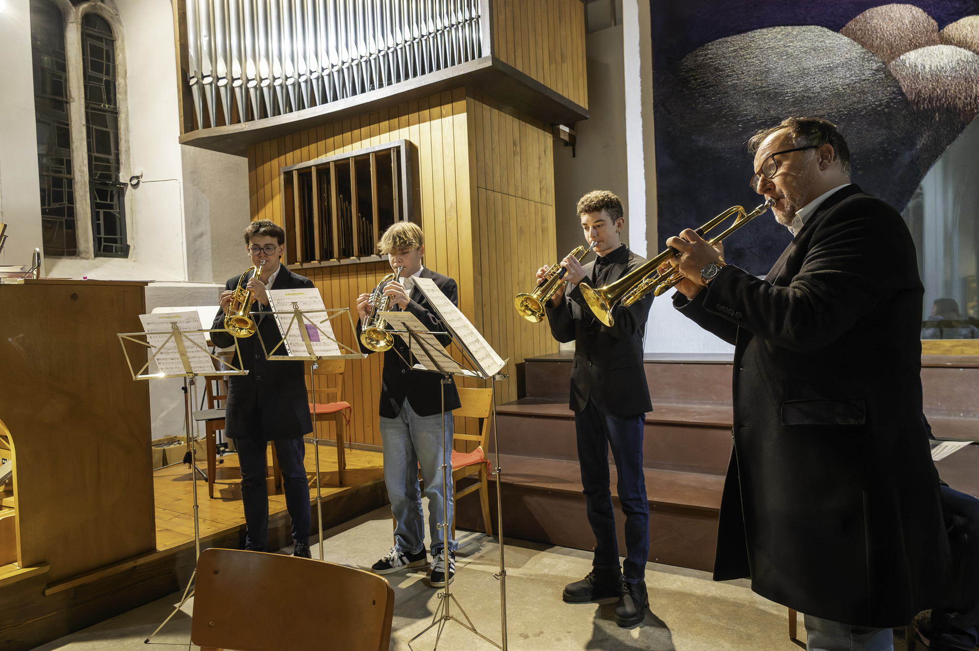 LehrerInnen und SchuelerInnen der Landesmusikschule musizierten