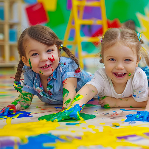 Spielende Kinder