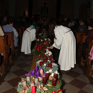 Adventkranzweihe in St. Quirinus