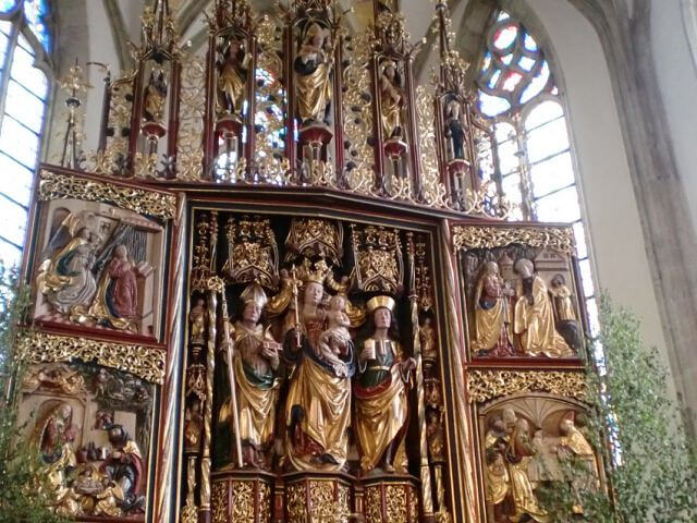 gotischer Flügelaltar