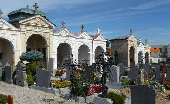 Gruften Friedhof Sierning