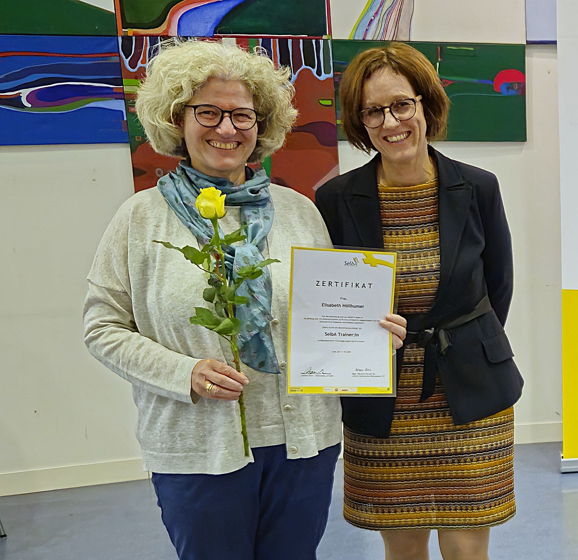 SelbA Zertifikatsverleihung Oktober 2025 / © SelbA Feierliche Überreichung der Zertifikate