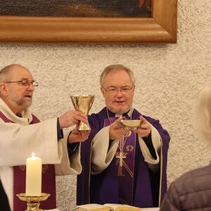 Messe in St. Quirinus und nach der Sternwallfahrt in Auwiesen