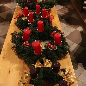 St, Quirinus feiert den Advent