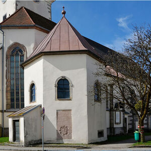 Außenansicht der Gruftkapelle in der Pfarrkirche Hellmonsödt