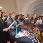 Der Kirchenchor bei der Festmesse am Christtag