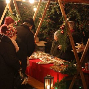 Adventkranzweihe in St. Quirinus