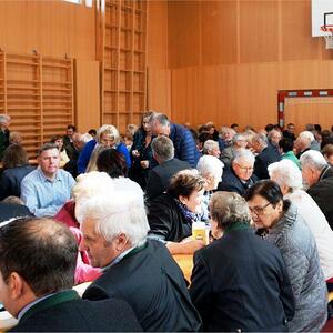 Festgottesdienst und Feier in der MZH 