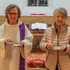 Aschermittwoch in der Pfarre Kirchdorf mit Pastoralassistentin Susanne Lammer und Erni Stöckmüller