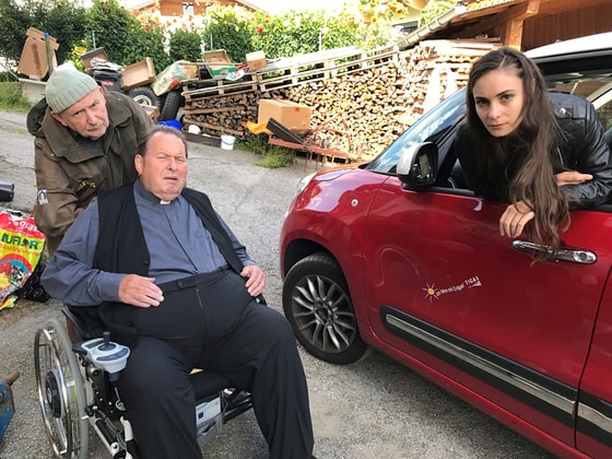 Ottfried Fischer mit Jasmin Mairhofer und Heinz Fitz / © avgproduktion Ottfried Fischer mit Jasmin Mairhofer und Heinz Fitz