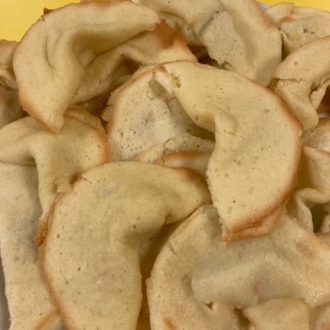 Selbstgebackene Glückskekse / KidsZentrum TURBINe Selbstgebackene Glückskekse