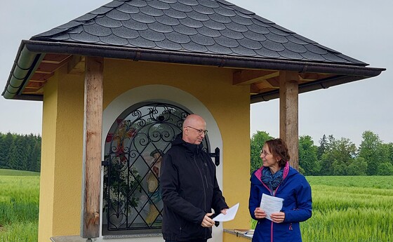 Maiandacht bei der neu errichteten Kapelle in Hattenberg