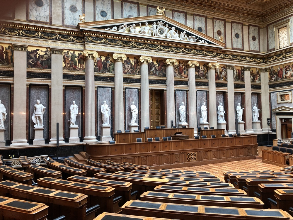 Der Sitzungssaal von nationalrat und Bundesrat im Parlament in Wien