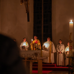 Die Feier der Osternacht in der Pfarre Kirchdorf/Krems.