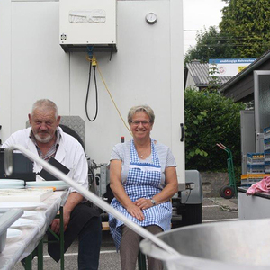 Hendlmeister mit unserer guten Seele Rosi