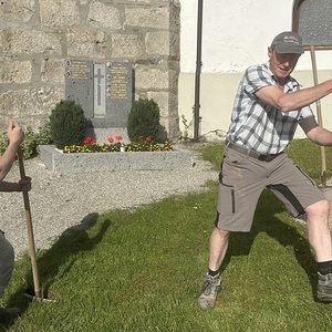 Hauptweg auf Rainbacher  Friedhof wird saniert