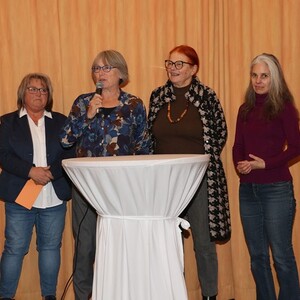 Regina Habringer, PGR Obfrau Sonja Sommergruber, Sonja Meller und die Künsterlin Gabi Gruber-Gisler