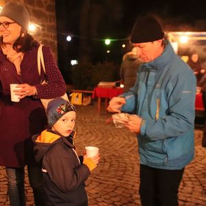 Adventkranzsegnung in St. Quirinus