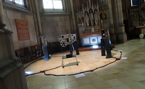 Flying Records im Mariendom. © Stefanie Petelin