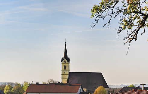 Pfarrkirche Roitham am Traunfall