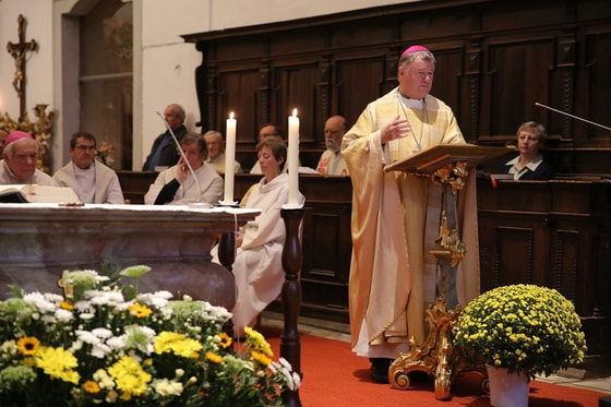 Bischof Manfred Scheuer bei seiner Predigt. / © SJ-Bild/Christian Bargehr Bischof Manfred Scheuer bei seiner Predigt.