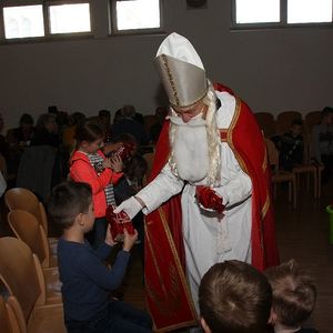 Nikolausbesuch in St. Quirinus