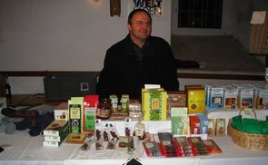 EZA-Stand am Weihnachtsmarkt der KMB Eidenberg/Geng