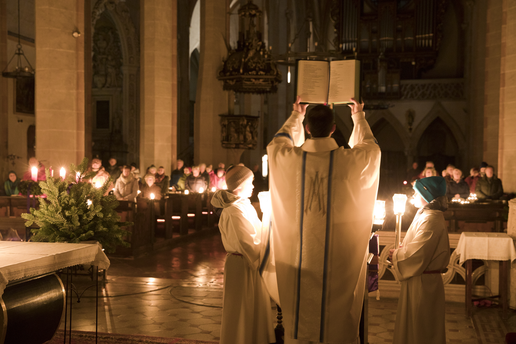 Rorate im Kerzenschein