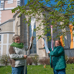 Bunte Bänder - Osteraktion abgeschlossen