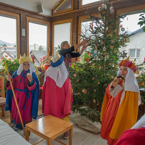 Die Sternsinger*innen waren in der Pfarre Kirchdorf an der Krems unterwegs