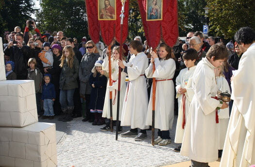 Erntedankfest und Pfarrhofsegnung 2011